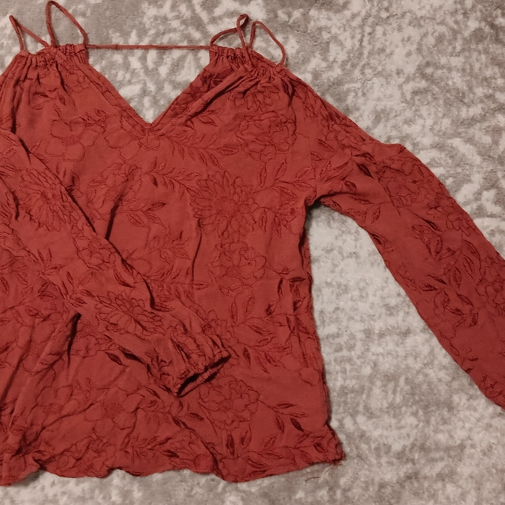 Sweaters,long sleeve medium - Picture 8 of 15